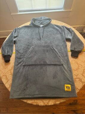 Big Blanket Co. Hideout Hoodie - Gray Pullover w/ Zippered Kangaroo Pockets